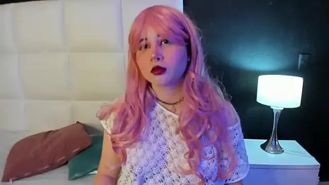 AliceMonett from StripChat is Freechat
