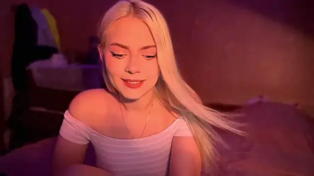 AliceOceanEye from StripChat