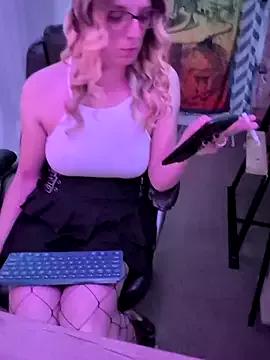 Try our streaming cams variety and talk on a personal level with our adorable girls streamers, showing off their bountiful shapes and dildos.