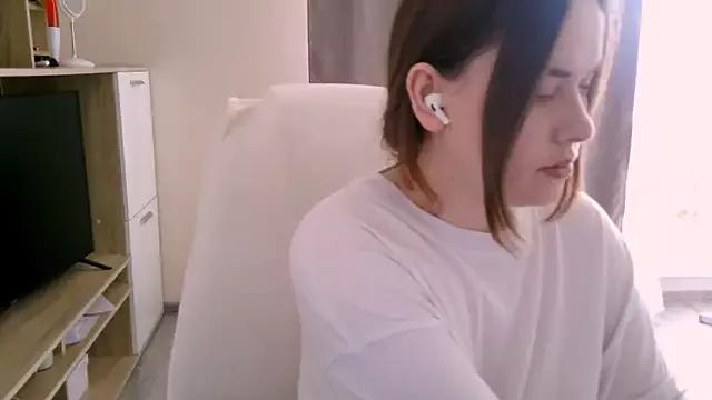 AliceSoft_Girl from StripChat is Freechat
