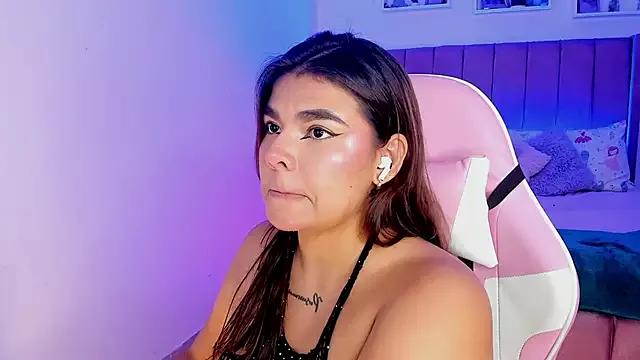Try our streaming cams variety and talk on a personal level with our adorable girls streamers, showing off their bountiful shapes and dildos.