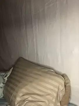 AliceXmoore from StripChat is Freechat