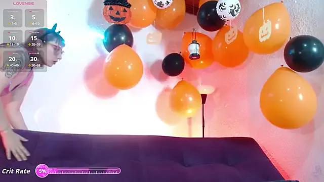 Alicia_Roouse from StripChat is Freechat