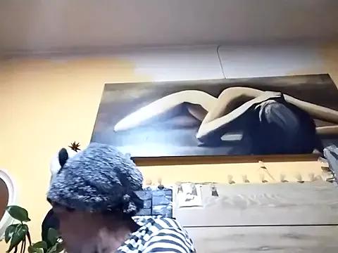Try our streaming cams variety and talk on a personal level with our adorable girls streamers, showing off their bountiful shapes and dildos.