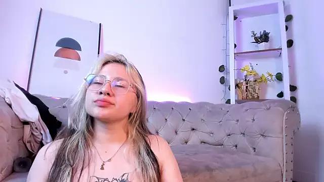 Aliice_Blond from StripChat