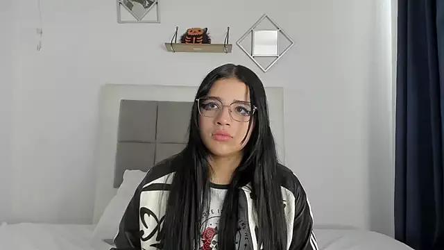 aliice_walker_ from StripChat is Freechat
