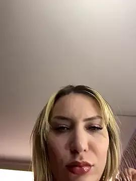 Aliinna from StripChat