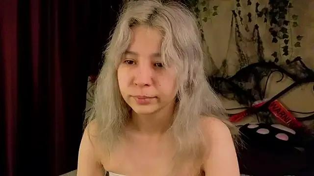 Alika_Kiss from StripChat is Freechat