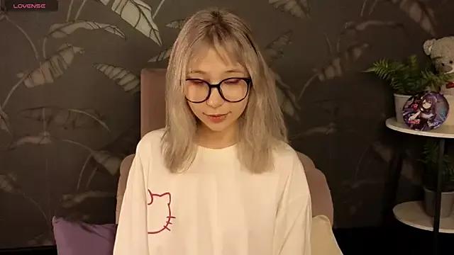 Alika_leal from StripChat is Freechat