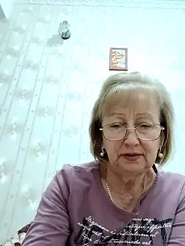 AlikaSwan5821 from StripChat is Freechat