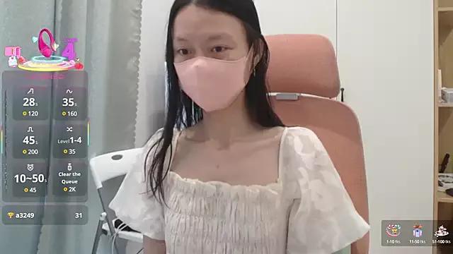 AlinaBaby_T from StripChat is Freechat
