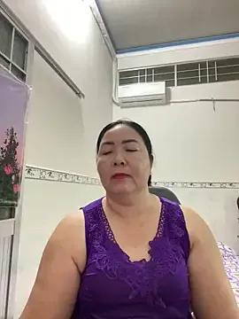 Alinat_ from StripChat is Freechat
