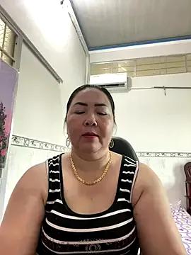 Alinat_ from StripChat is Freechat