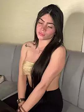 Alinna_Scottt from StripChat is Freechat