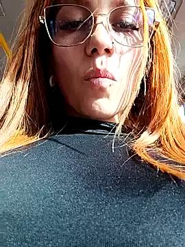 Alis_xxx from StripChat is Freechat