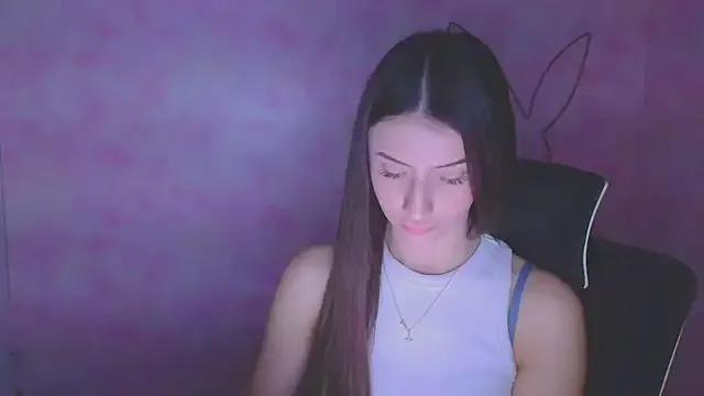 AlisaBubbles from StripChat is Freechat