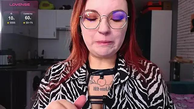 AlisaDream_ from StripChat