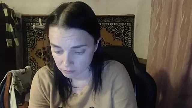 AlisaLaDiva from StripChat is Freechat
