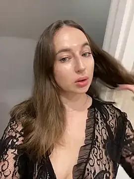 AlisaQSky from StripChat is Freechat