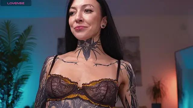 Alise_Eve_ from StripChat is Freechat