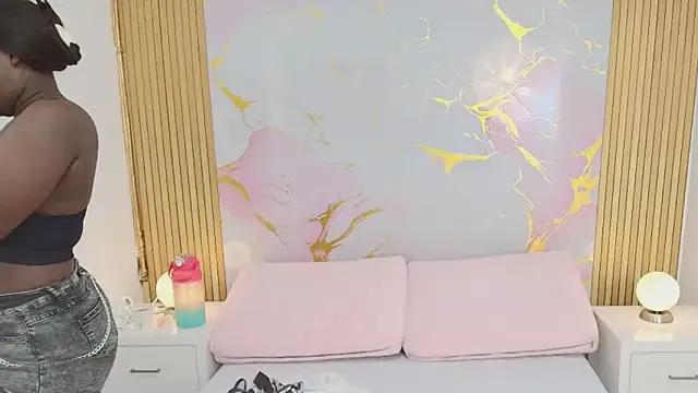 Try our streaming cams variety and talk on a personal level with our adorable girls streamers, showing off their bountiful shapes and dildos.