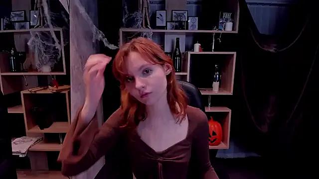 AlisHanson from StripChat is Freechat