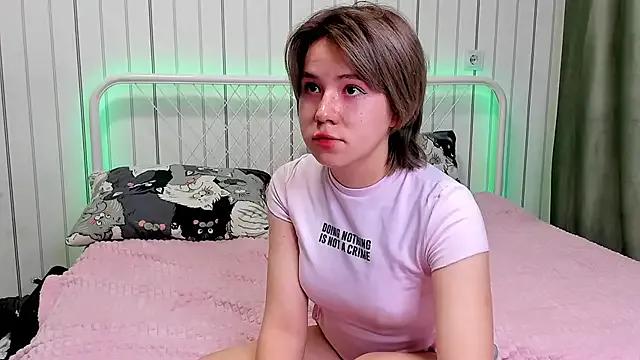 AlisiaEthen from StripChat is Freechat