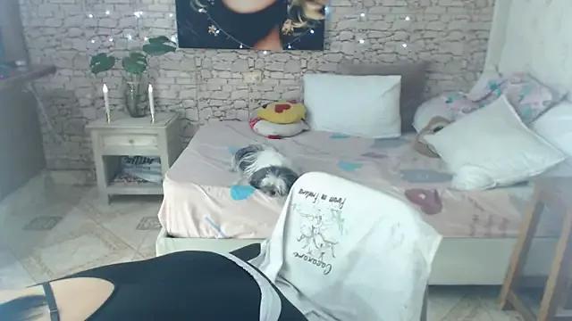 Try our streaming cams variety and talk on a personal level with our adorable girls streamers, showing off their bountiful shapes and dildos.