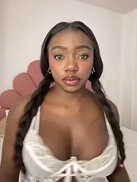 alissradiante1 from StripChat is Freechat