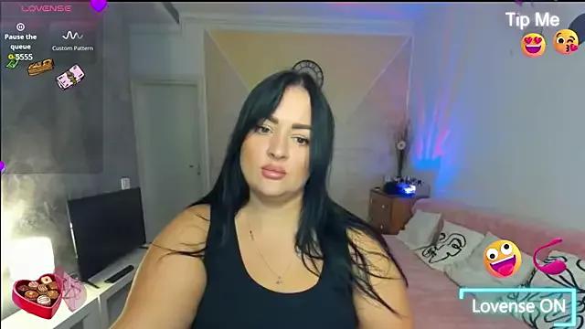 AliTemptress from StripChat is Freechat