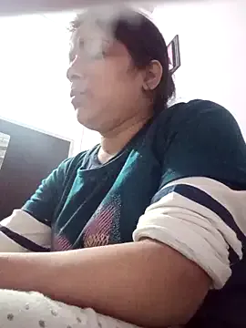 aliya-jaan71 from StripChat is Freechat