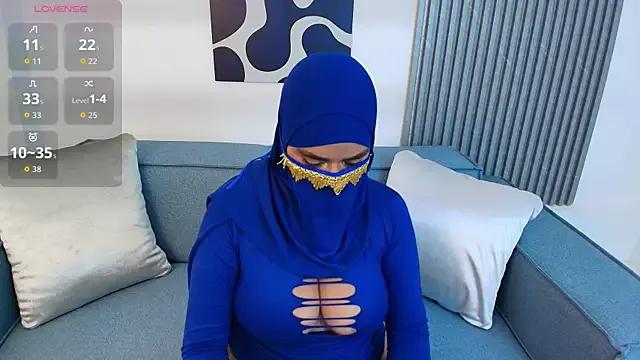 Aliya_cutiee from StripChat is Freechat