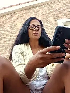 AllanaSquirt from StripChat is Freechat