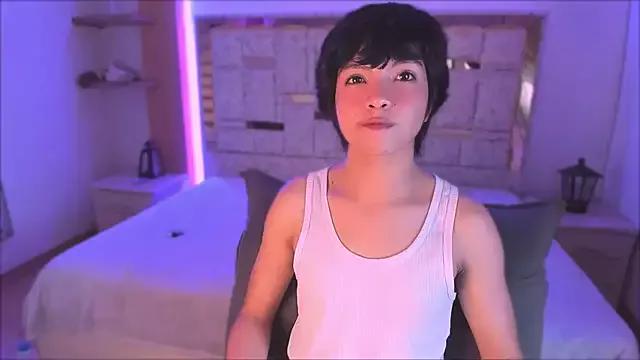 Try our streaming cams variety and talk on a personal level with our adorable girls streamers, showing off their bountiful shapes and dildos.