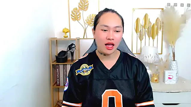 allena_Ghrey on StripChat 