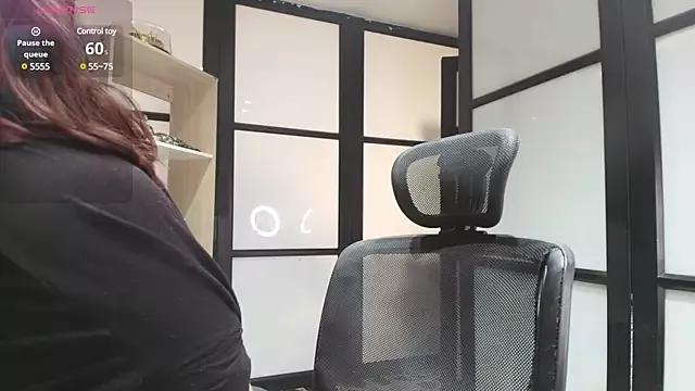 AlliceRosero from StripChat