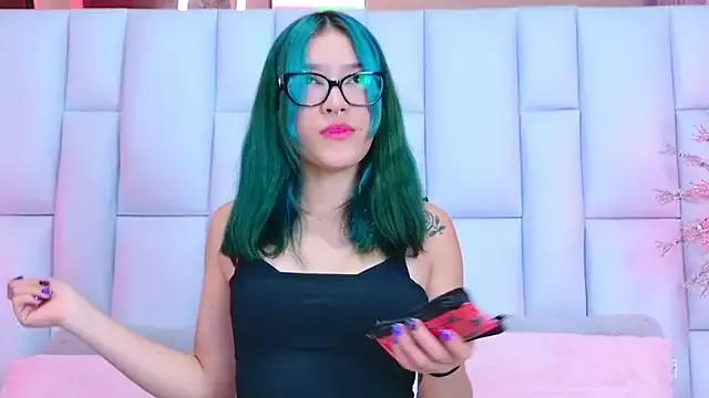 AlliciaKim from StripChat