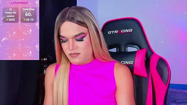 AllisonsweetZ from StripChat