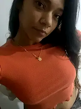 Alliz_Collette on StripChat 