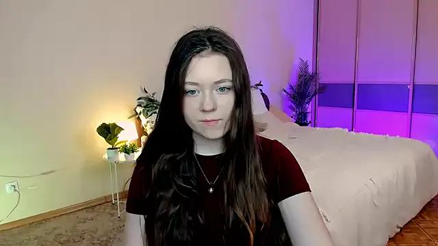 AlluringLookk from StripChat is Freechat