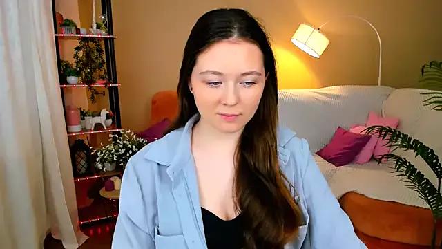 AlluringLookk from StripChat is Freechat