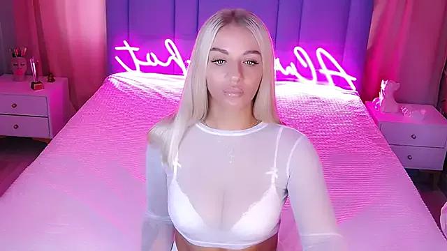 AllwaysHotJ from StripChat
