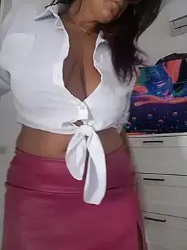 allyson22andy from StripChat