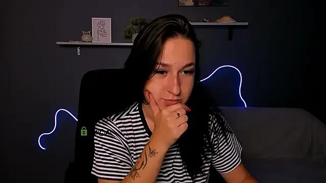 alma_black from StripChat