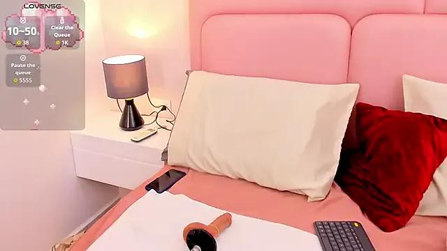 Alma_leyton from StripChat