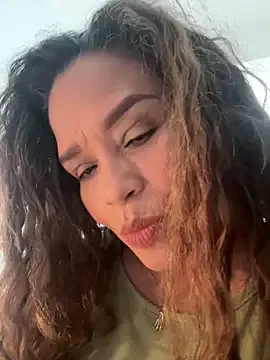 Alma_Sexyy on StripChat 