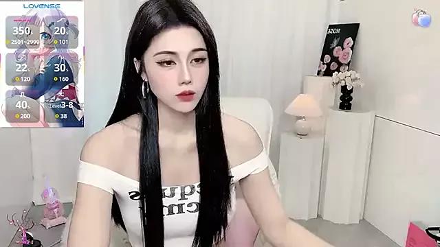 Alma_va from StripChat