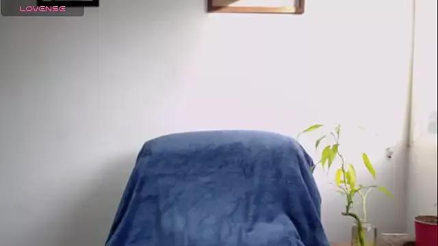 alma_violeta from StripChat