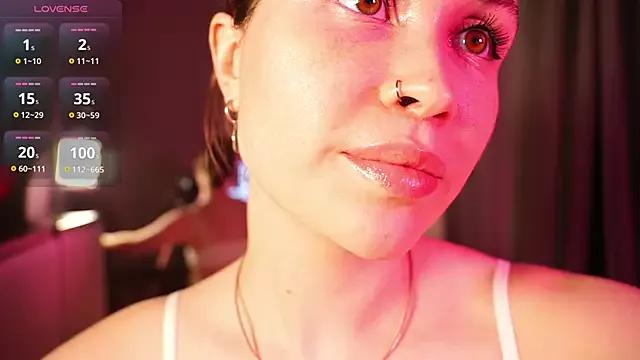 alma_yammy from StripChat
