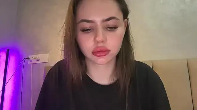 AlmaryKim from StripChat is Freechat